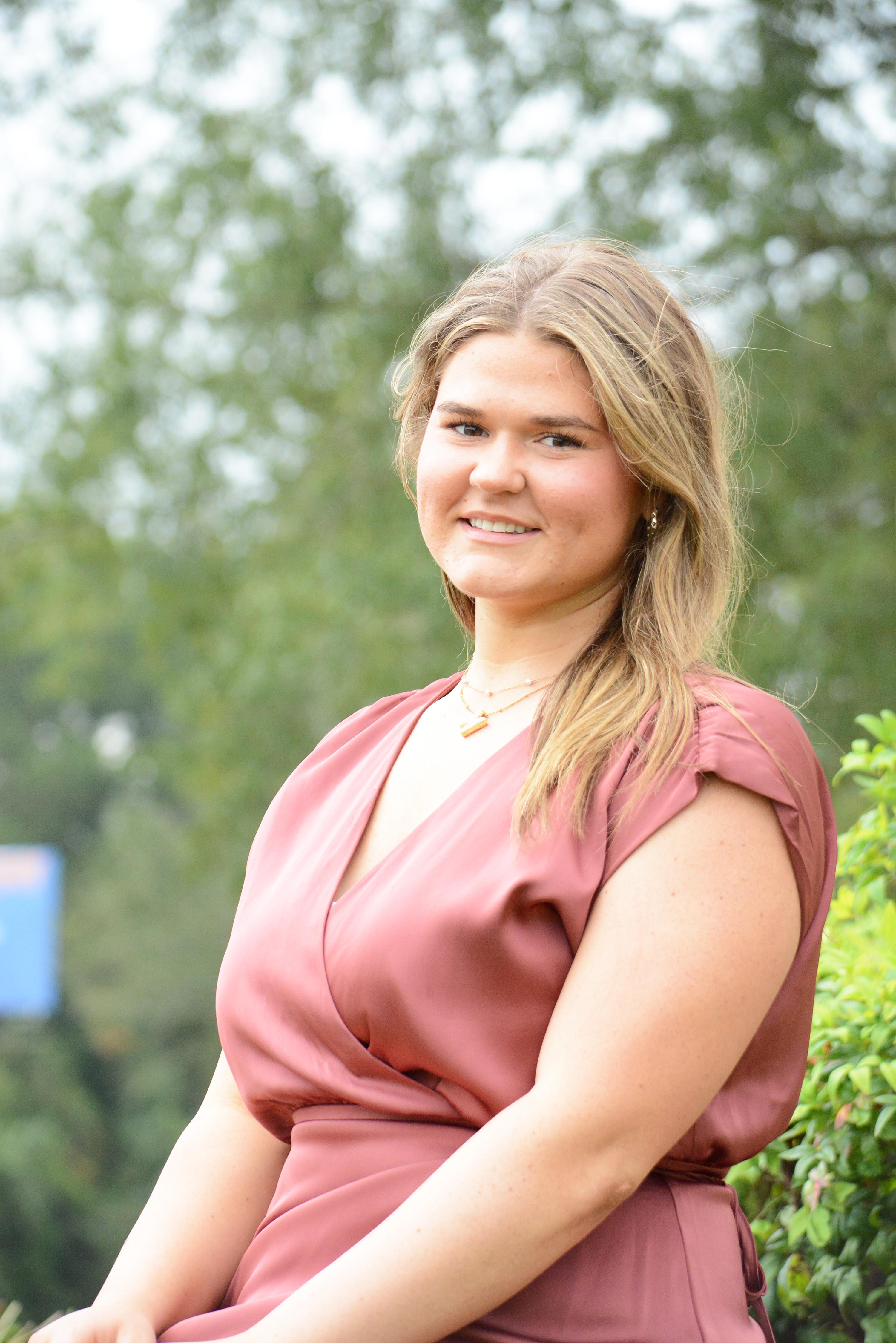 Junior Maid Molly Sistrunk