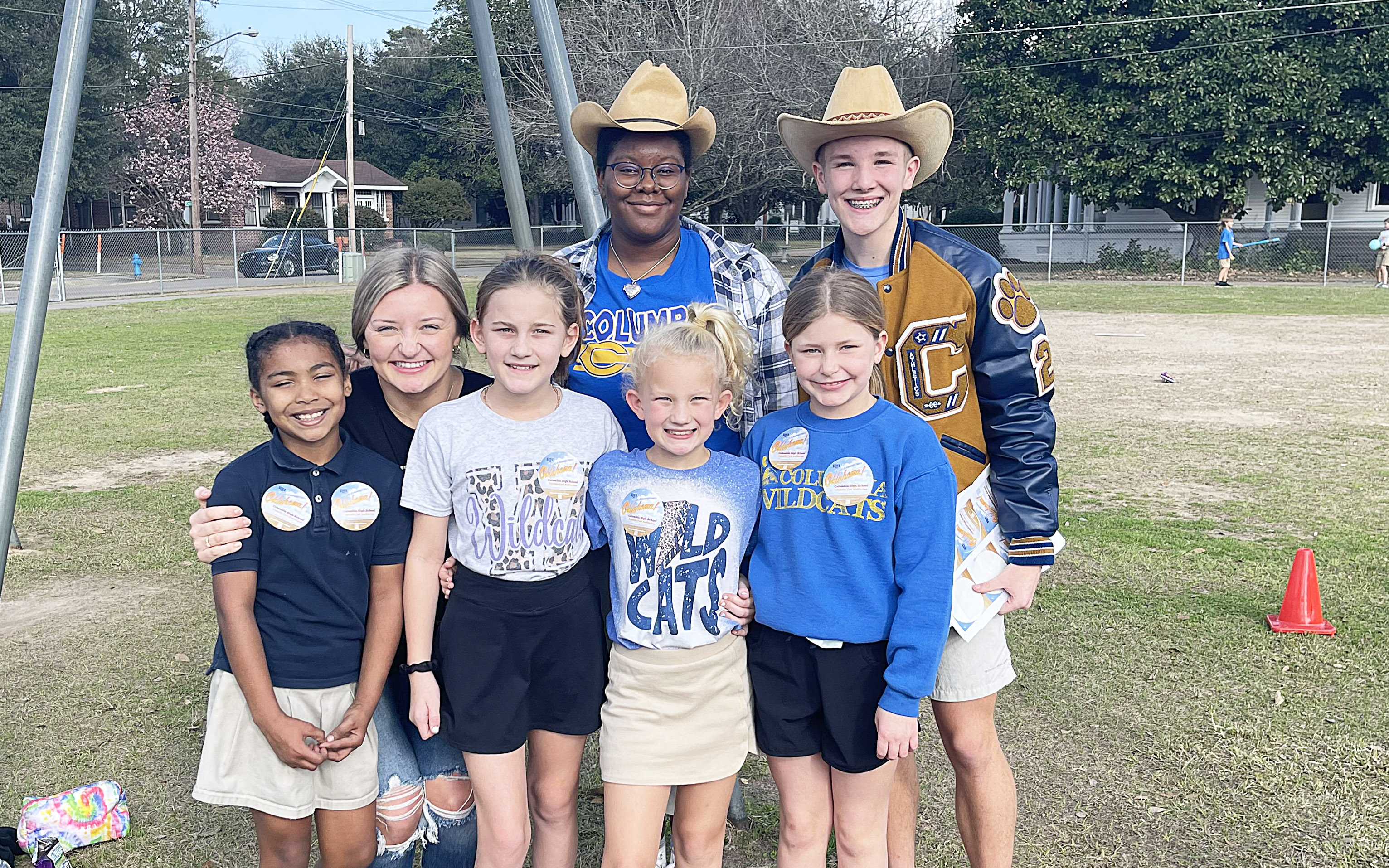 Cast members with CES Students